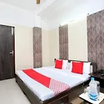 Hotel Sartaj Inn