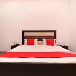 Oyo 23235 Hotel Roopmahal & Restaurant