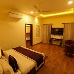 Housewood Villas