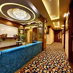 Hotel Makhan Residency