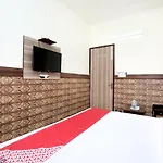 Oyo 14784 Angad Residency