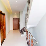 Fabhotel Golden Velvet