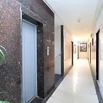 Oyo 23357 Raj Tirath Niwas