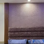 Hotel Star Inn