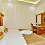 Hotel Sallow International-Hotel Near Golden Temple