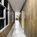 Oyo 966 Hotel Sallow International