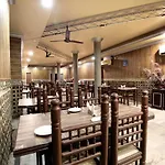 Oyo 966 Hotel Sallow International