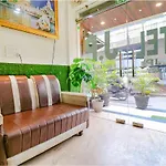 Fabhotel Jp Residency