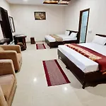 Hotel Hk Continental