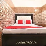 Oyo Hotel Kapoor Residency