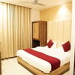 Hotel Malhotra Inn 50 Meter From Golden Temple