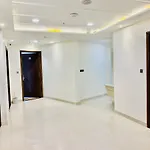 Hotel White