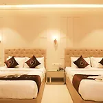 Hotel Green Land Heights