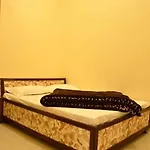 Hotel Bindra Paradise 800 Meter From Golden Temple