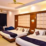 Hotel Cj International