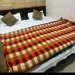 Arora Guest House