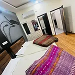 Shri Ganpati Guest House