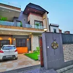 Ista Inn Homestay