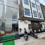 Hotel The Restu And Restaurant 300 Meter From Golden Temple