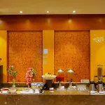 Golden Sarovar Portico