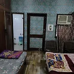 Hotel Jogi Guest House Welcome All Families, Friends, Groups, Couples, Singles Fully Airconditioner, Attach Washrooms, Lift, Wifi, 24 Hours Room Service, Power Backup
