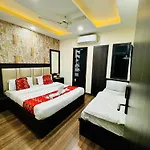 Hotel Kabir Residency