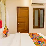 Hotel Golden Velvet