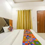 Fabhotel Solace Inn