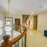 Fabhotel Alpine Tree
