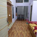 Tejas Dream House 4 Minute Away From Golden Temple