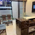 Hotel Coastal Royale
