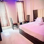 Hotel Coastal Royale