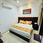 Yuvraj Residency - 1Minute Walking From Golden Temple
