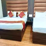 Hotel Novelty Inn - 2 Min Walk From Golden Temple