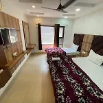Takkars Residency 5 Min Walk From Golden Temple