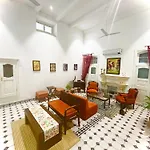 Grand Villa