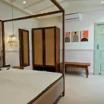 Cape House