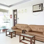 Hotel O Axis Inn