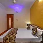 Hotel New Mg Residency