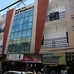 Hotel New Ss Residency