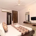 Gurjeet Guest House 50Mtr From Golden Temple