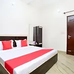 Oyo 24666 Samar Residency