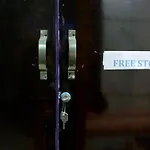 Blue Eye Backpackers Hostel