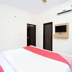 Oyo 14621 Dream Residency