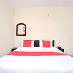 Oyo 14621 Dream Residency