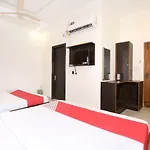 Oyo 16960 Atithi Residency