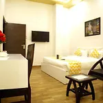 Sallow Royal Suites