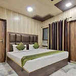 Hotel Smile