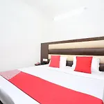 Oyo 15863 Hotel Royal Vij