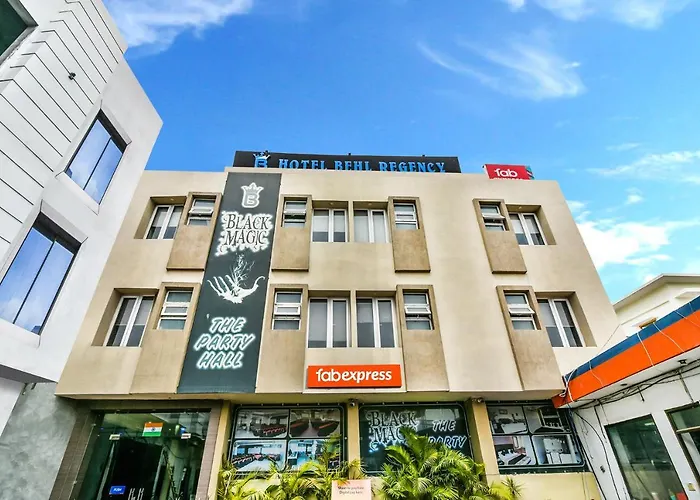 Fabhotel Behl Regency